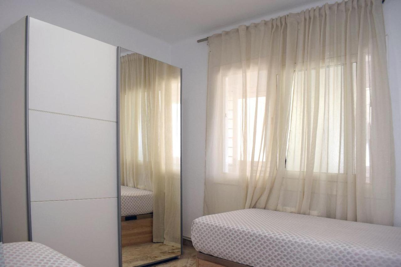 Apartamentos Atlas Terrassa II Exterior foto